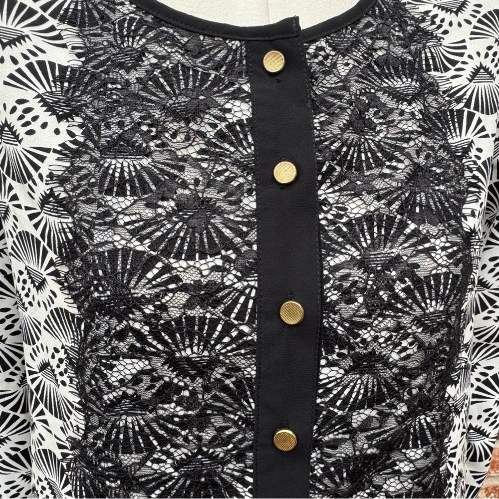 Stylebook black and white lace long sleeve peplum top / S / Excellent condition - Picture 3 of 13
